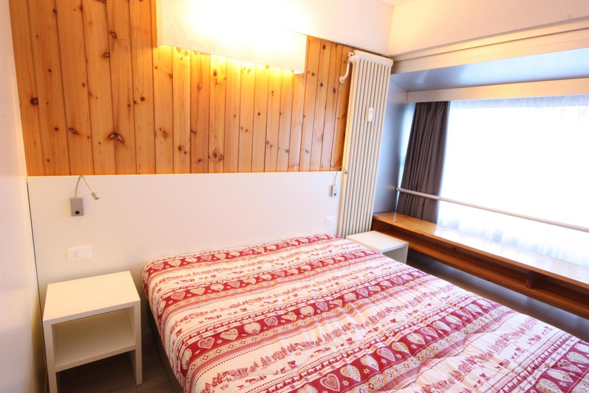 Marilleva 1400 Appartamenti Montana Room photo