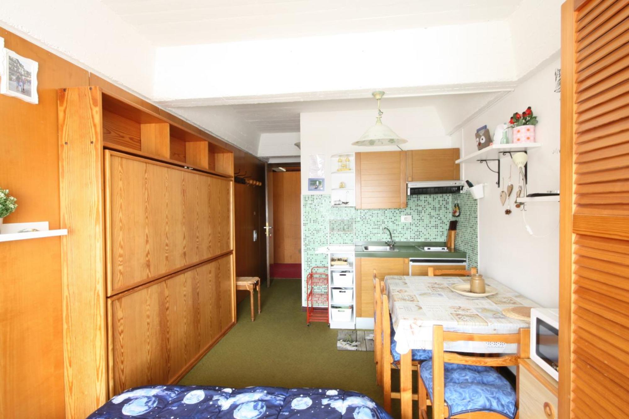 Marilleva 1400 Appartamenti Montana Room photo